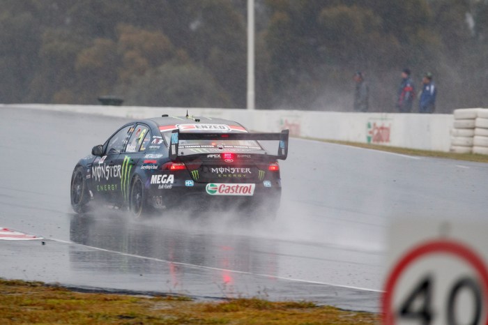 Wild weather disrupts Winton test plans | Supercars